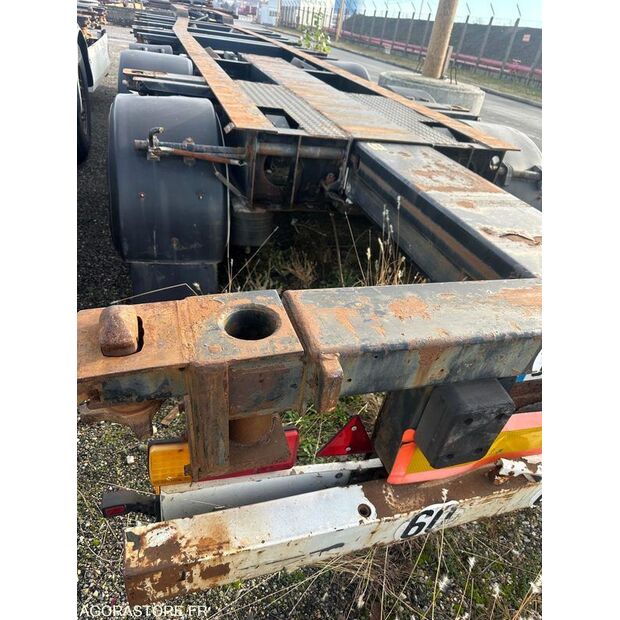 2006 كرون-44137758