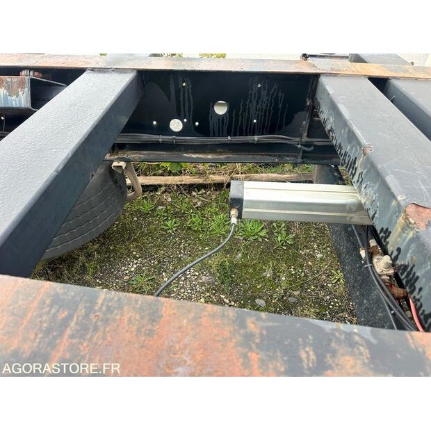 2006 كرون-44137767