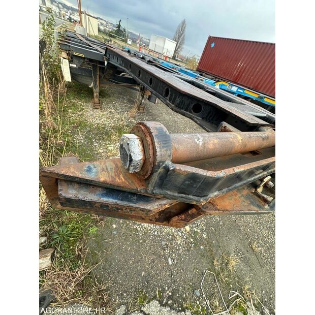 2006 كرون-44137773