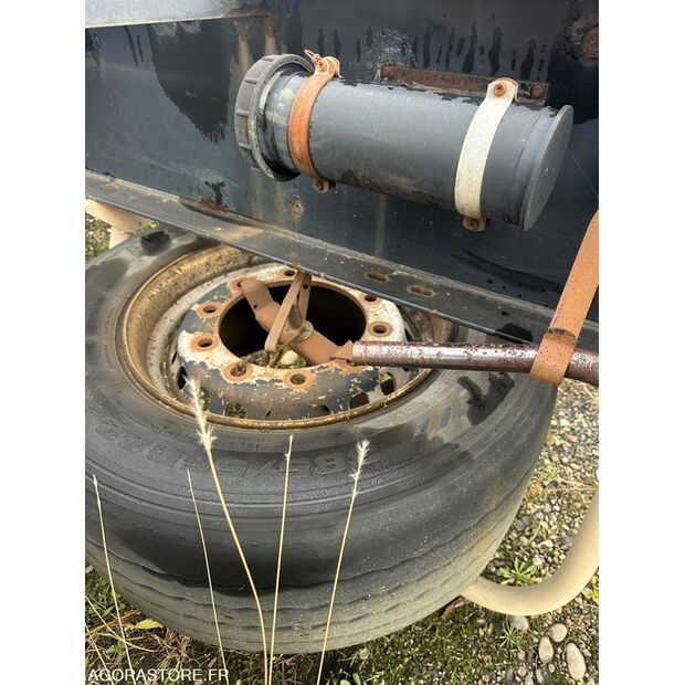 2006 كرون-44137777