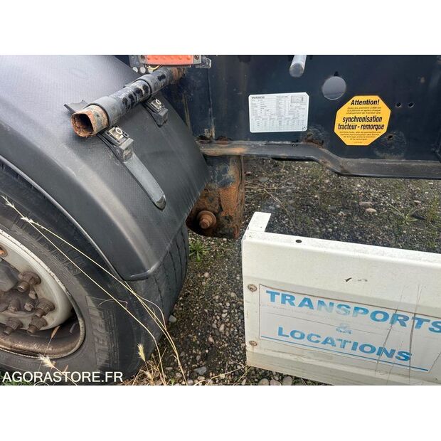 2006 كرون-44137778