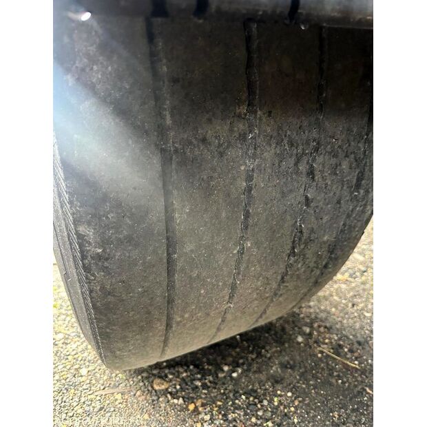 2006 كرون-44137784