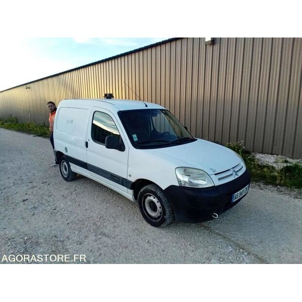 2010 Citroen BERLINGO-44137806