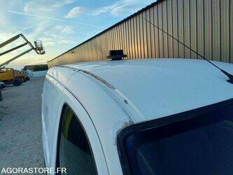 2010-citroen-berlingo-1392000-44137813