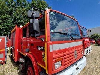 1995-renault-m210-1392002-44137841