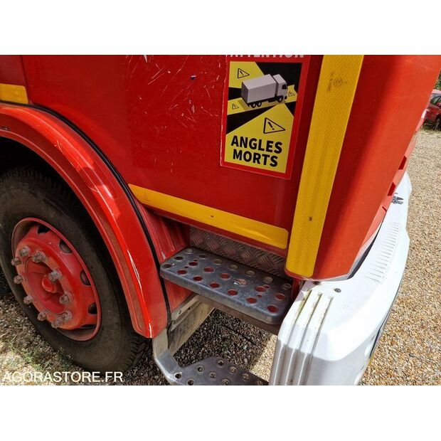 1995 رينو M210-44137842