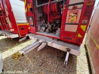 1995-renault-m210-1392002-44137856