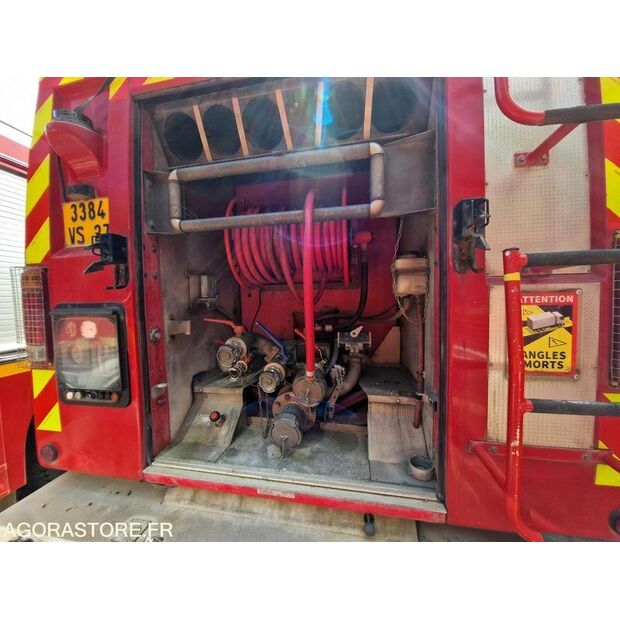 1995 رينو M210-44137857