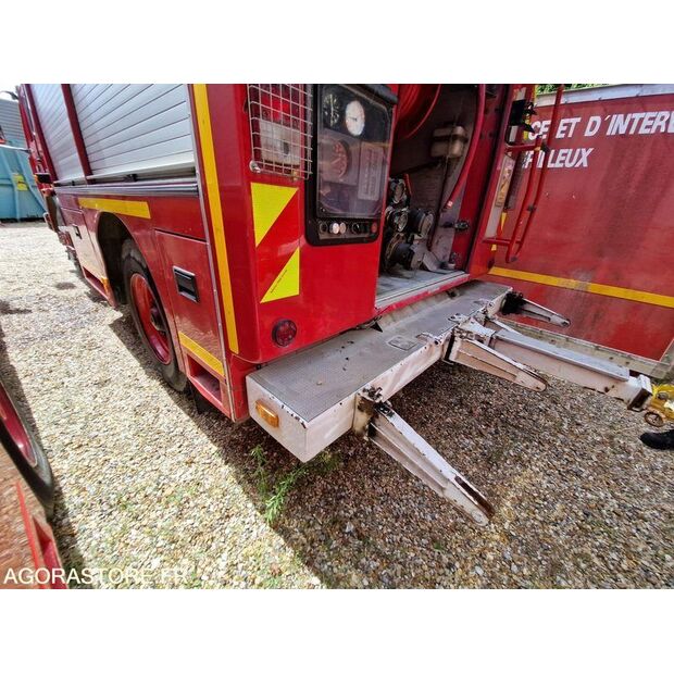 1995 رينو M210-44137861