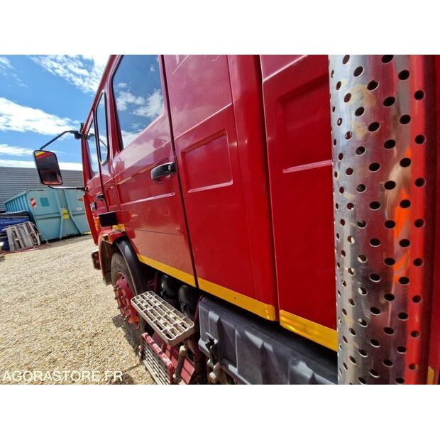 1995 رينو M210-44137868