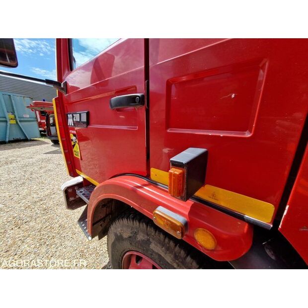 1995 رينو M210-44137872