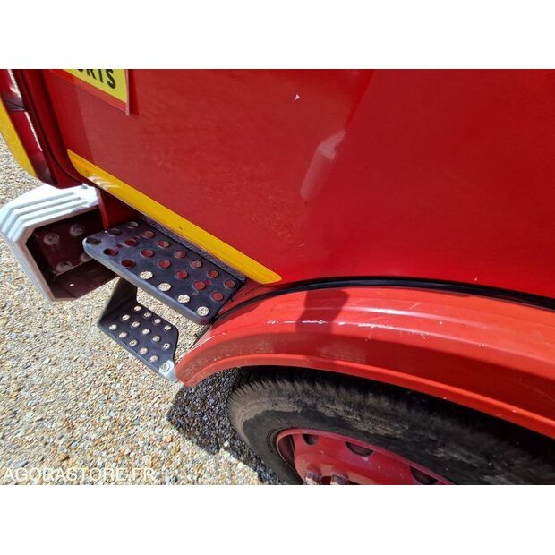 1995 رينو M210-44137873