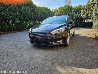 صورة ل سيارات 2015 فورد Focus