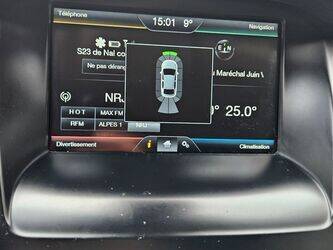 2015-ford-focus-1392030-44138271