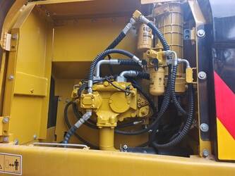 2023-caterpillar-323-1392113-44138738