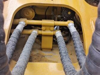 2023-caterpillar-323-1392113-44138739