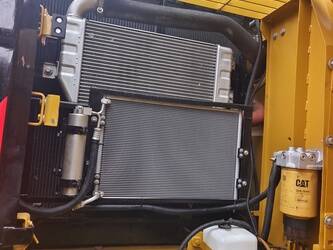 2023-caterpillar-323-1392113-44138740