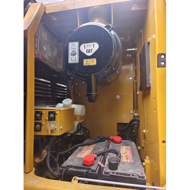 2023 كاتربيلر 323-44138741