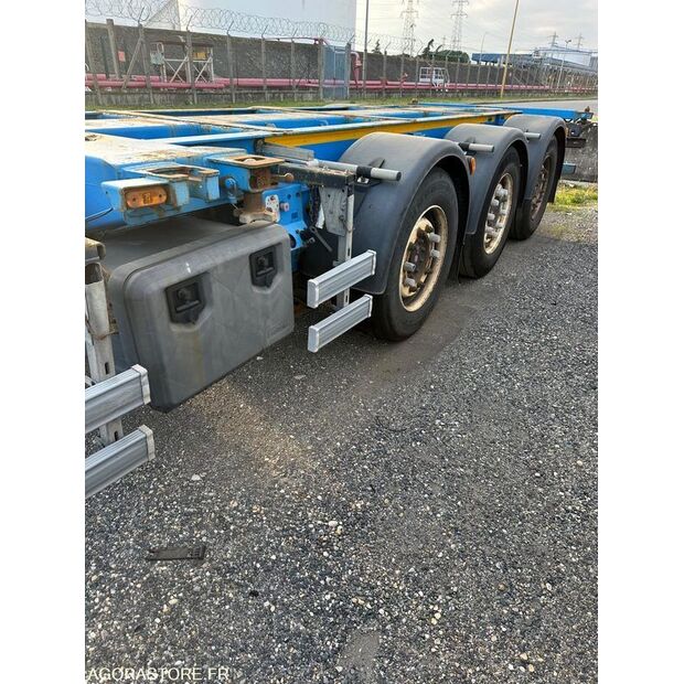 2015 ليسي تريلر-44138744