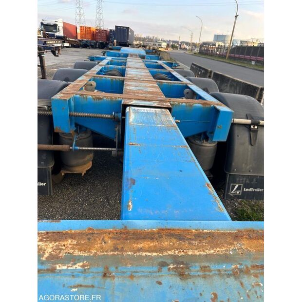 2015 ليسي تريلر-44138747