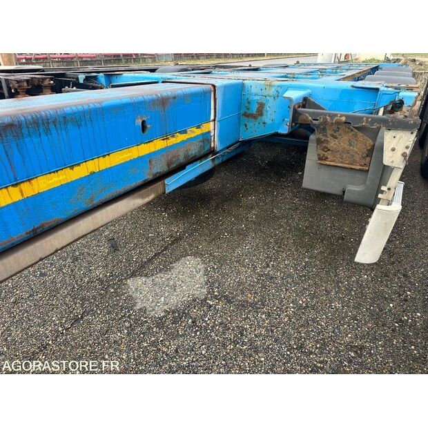 2015 ليسي تريلر-44138749