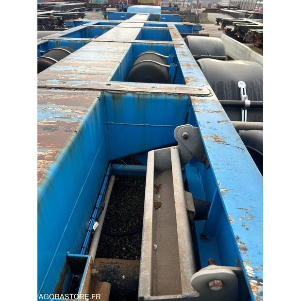 2015 ليسي تريلر-44138751