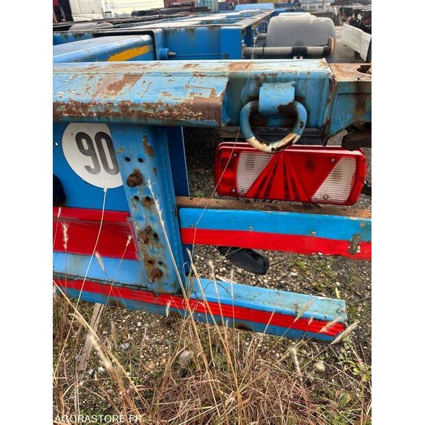 2015 ليسي تريلر-44138754