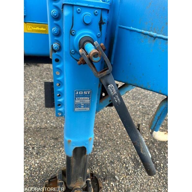 2015 ليسي تريلر-44138769