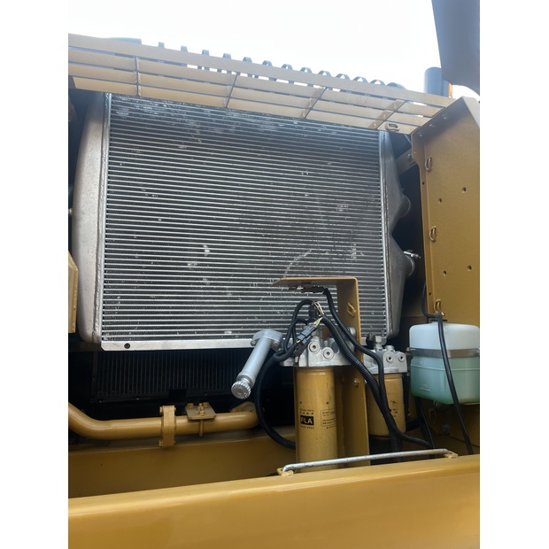 2023 Caterpillar 324D2L-44139938