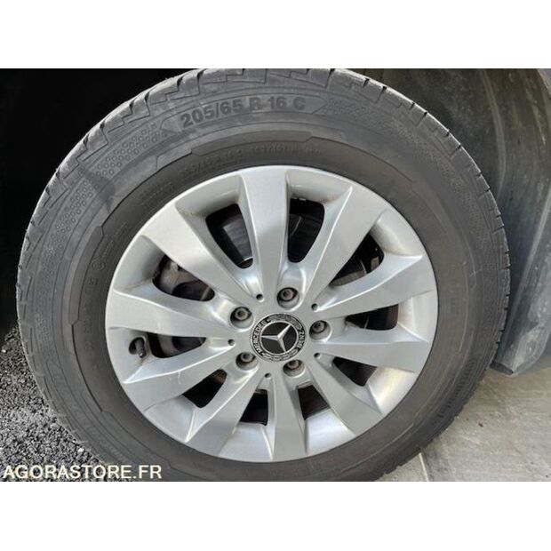 2018 Mercedes-Benz Vito-44140015