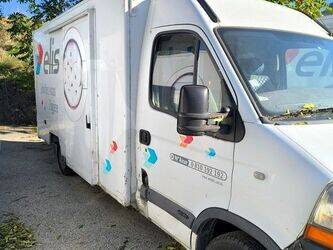 2009-renault-master-1380238-44140154