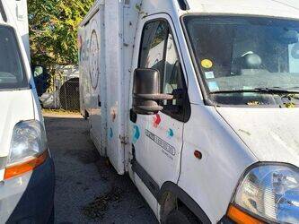 2009-renault-master-1380256-44140164