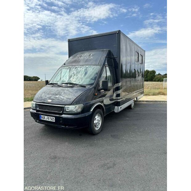 2004 فورد-44140175