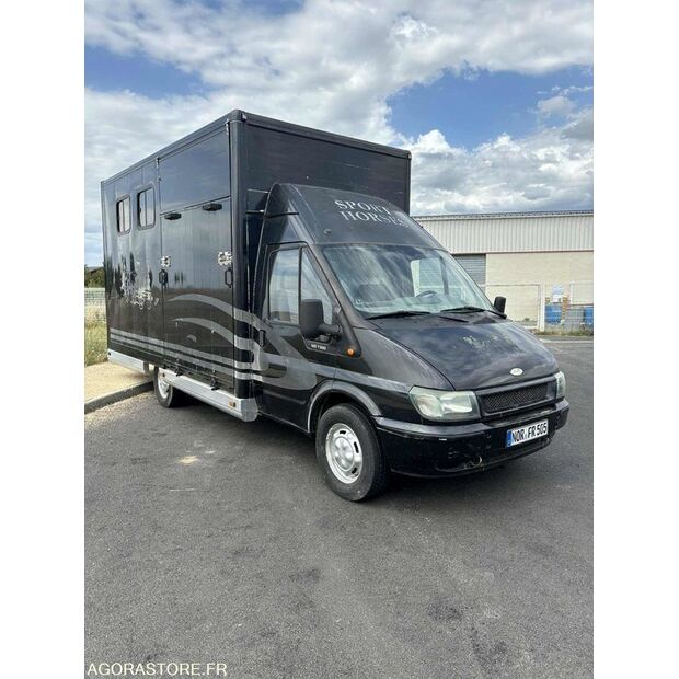 2004 فورد-44140176