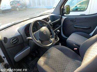 2008-fiat-doblo-1368721-44140234