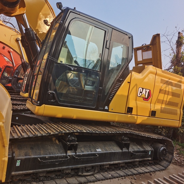 2023 Caterpillar 326GC-44140302