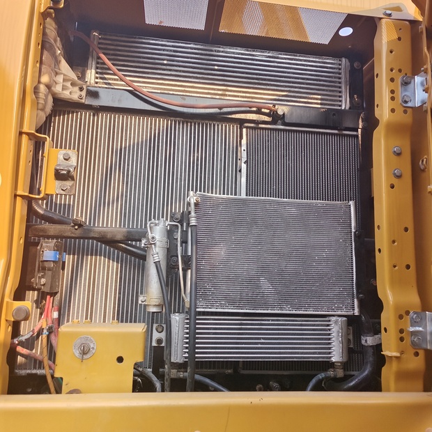 2023 Caterpillar 326GC-44140303