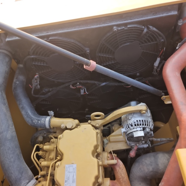 2023 Caterpillar 326GC-44140310