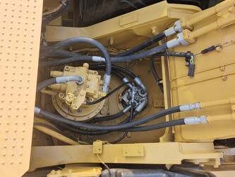 2023-caterpillar-326-1392116-44140343