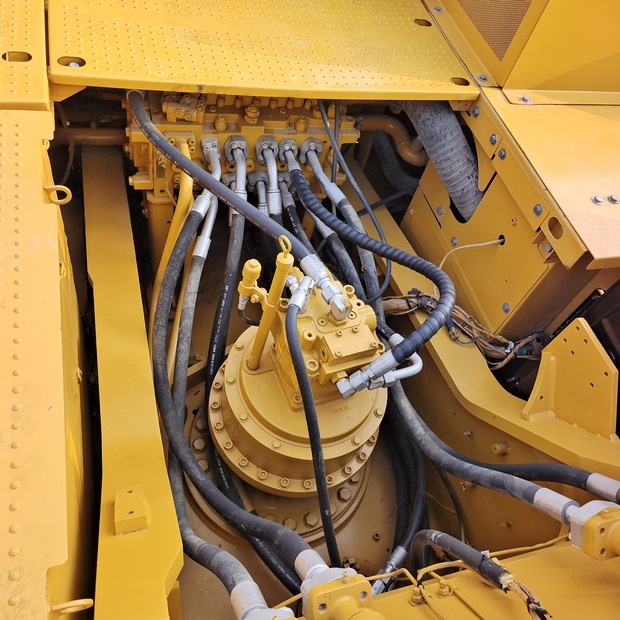 2023 Caterpillar 336-44140361