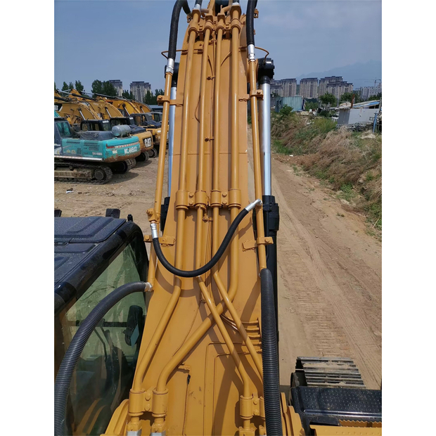 2023 كاتربيلر 336D2-44140383