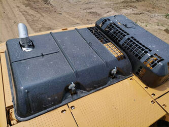 2023-caterpillar-336d2-1392118-44140384