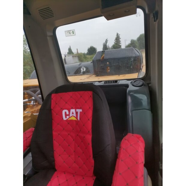 2023 كاتربيلر 336D2L-44140418