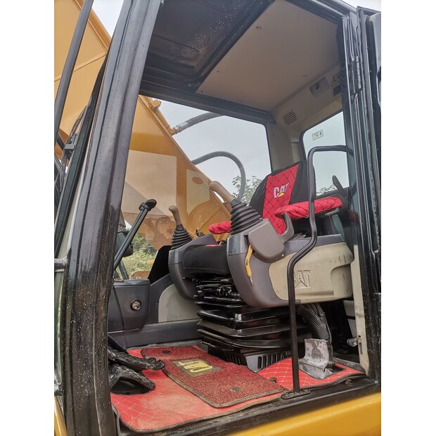 2023 كاتربيلر 336D2L-44140419