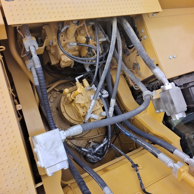 2023 Caterpillar 345D-44140441