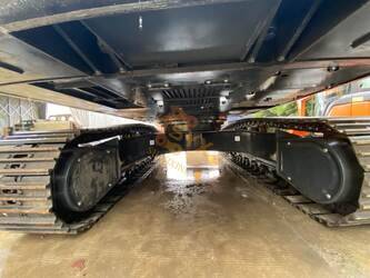 2024-hyundai-215-9-1392128-44140521