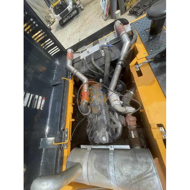 2023 Hyundai 350L VS-44140570