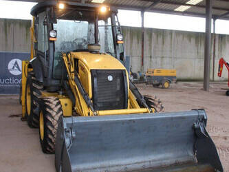 2017-new-holland-b80b-44140745