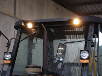 2017-new-holland-b80b-44140750