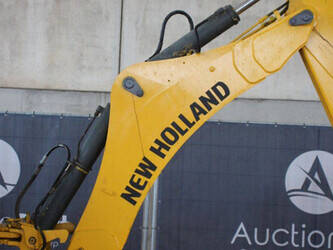 2017-new-holland-b80b-44140761